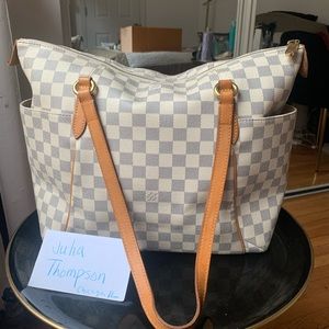 ❌❌SOLD❌❌Louis Vuitton Damier Azur Totally MM